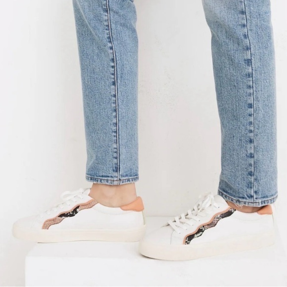 Madewell Sidewalk low top sneakers in snake embossed leather size 8